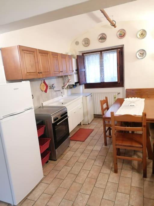 La Casa Nel Borgo Villa Orsogna Exterior foto